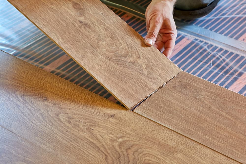 Laminate & Veneer Re‑laying